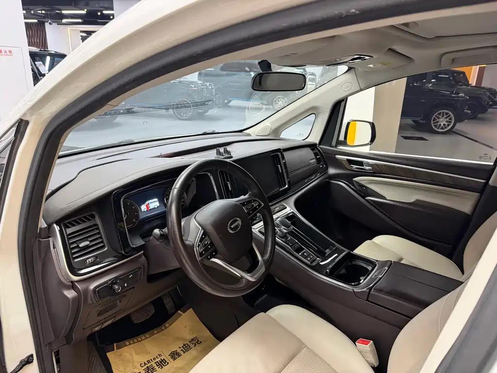 GAC Motor Trumpchi M8 — фото 6