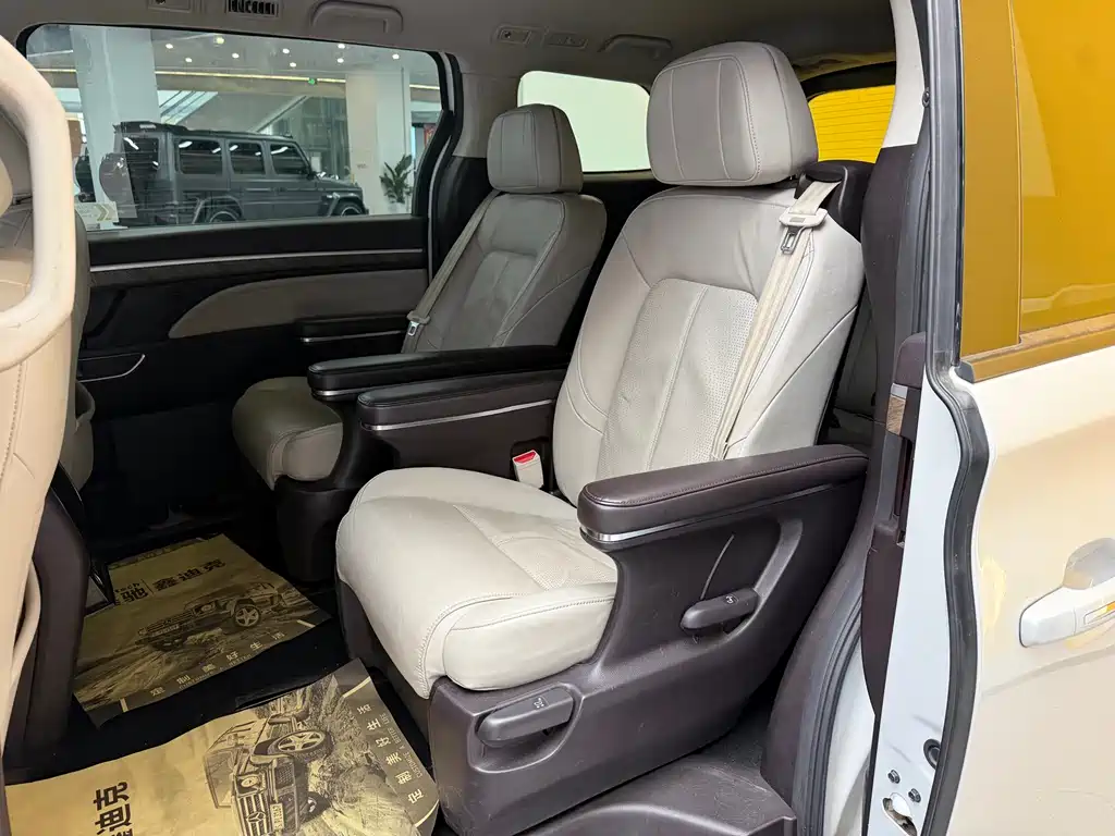 GAC Motor Trumpchi M8 — фото 7