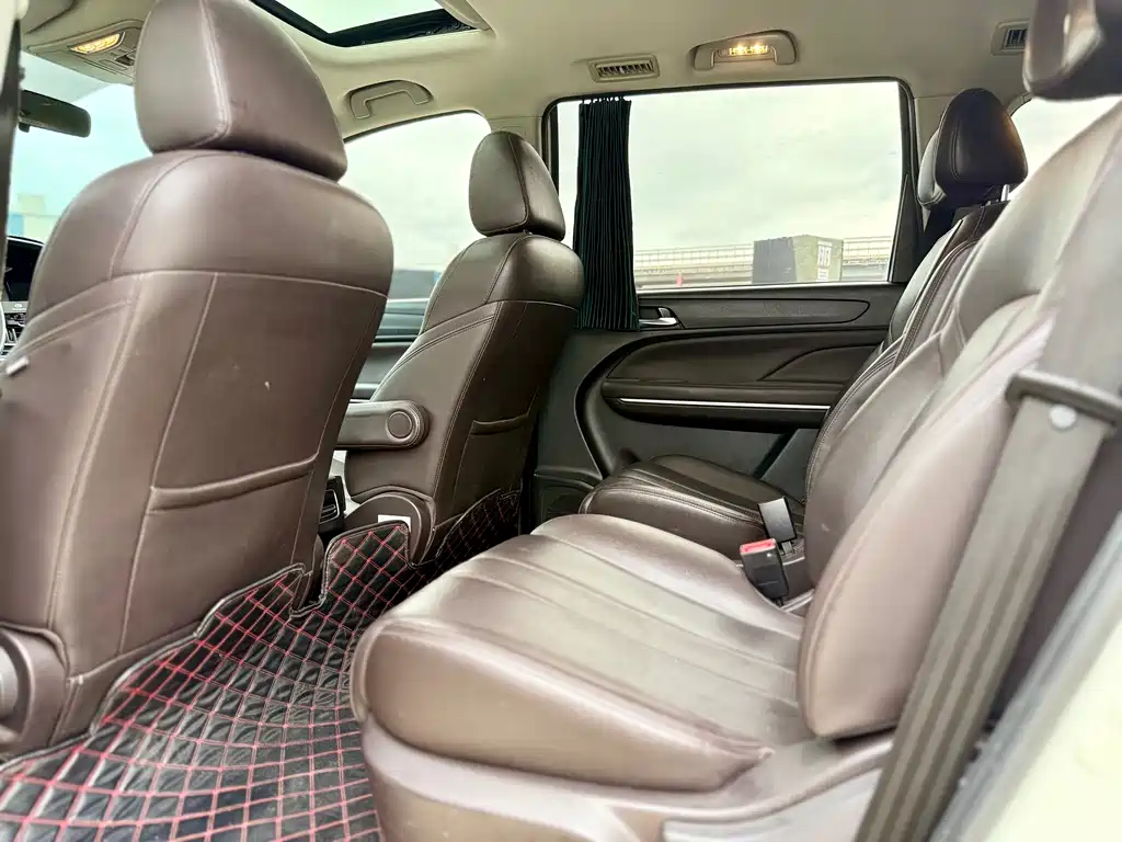 GAC Motor Trumpchi M6 — фото 6