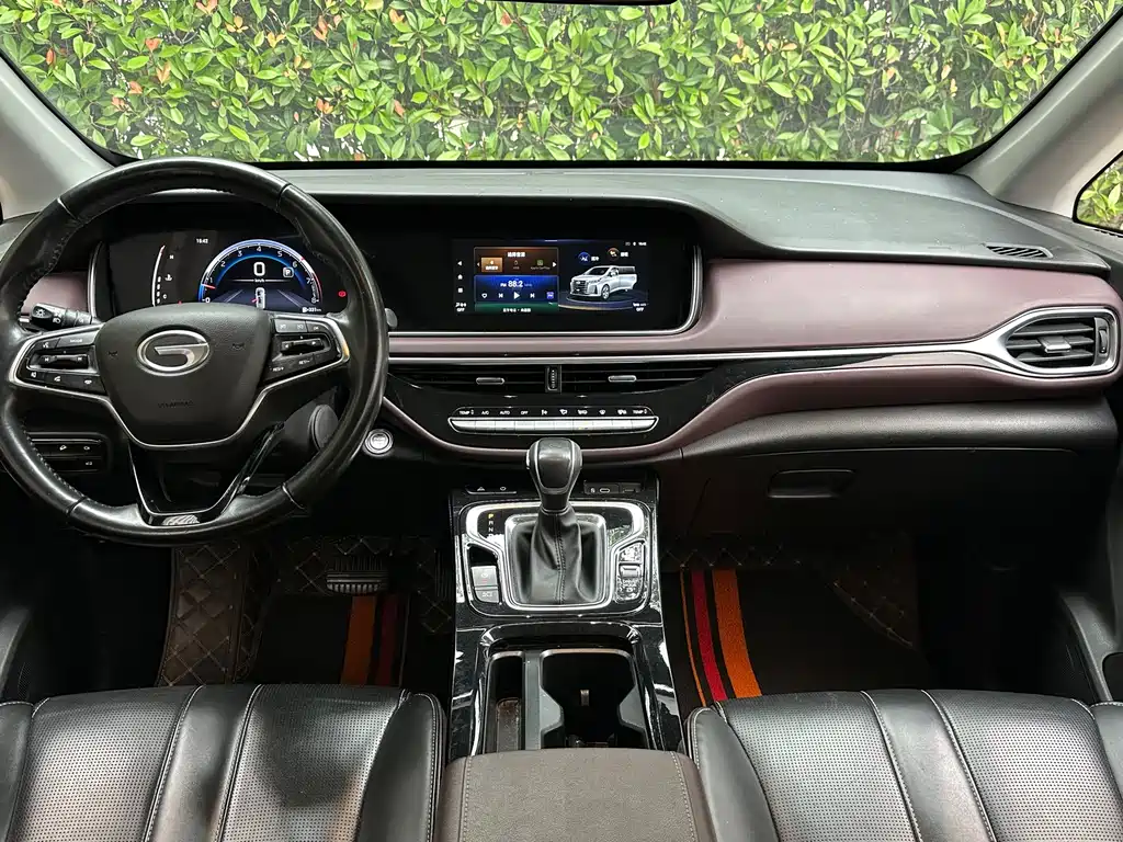 GAC Motor Trumpchi M6 — фото 8