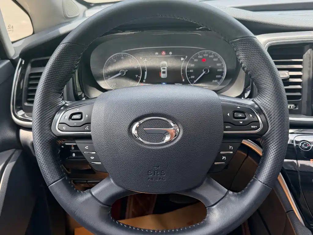 GAC Motor Trumpchi M8 — фото 10