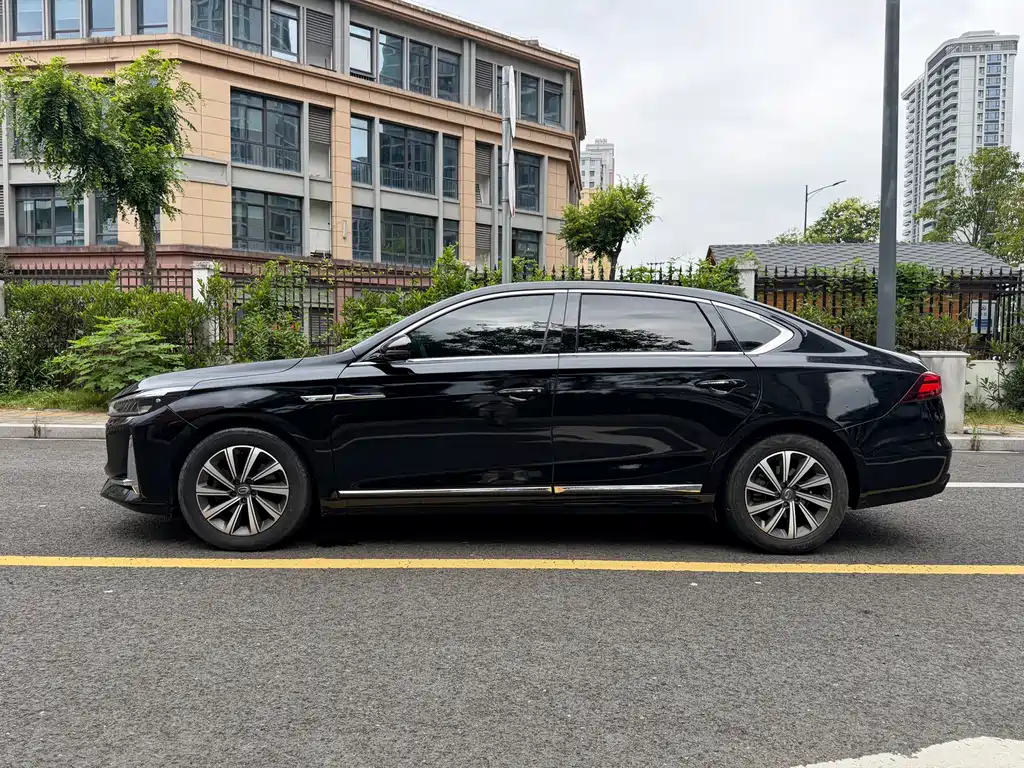 GAC Motor Trumpchi GA8 — фото 7