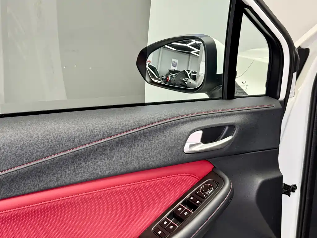 GAC Motor Trumpchi GS4 — фото 18