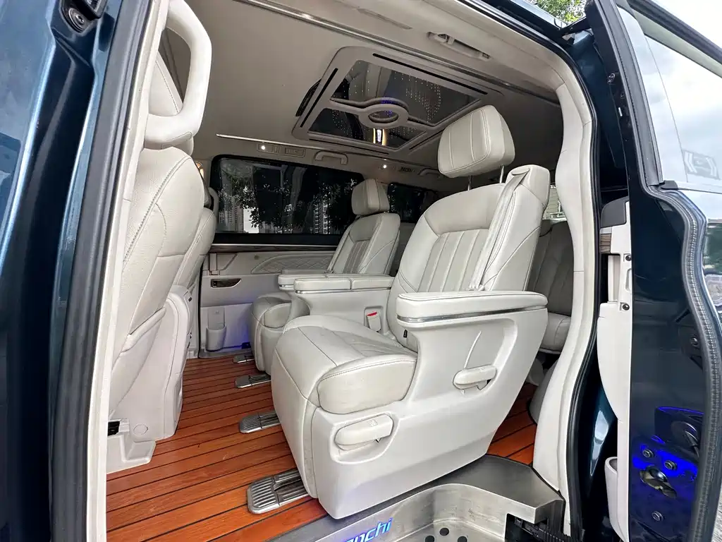 GAC Motor Trumpchi M8 — фото 13