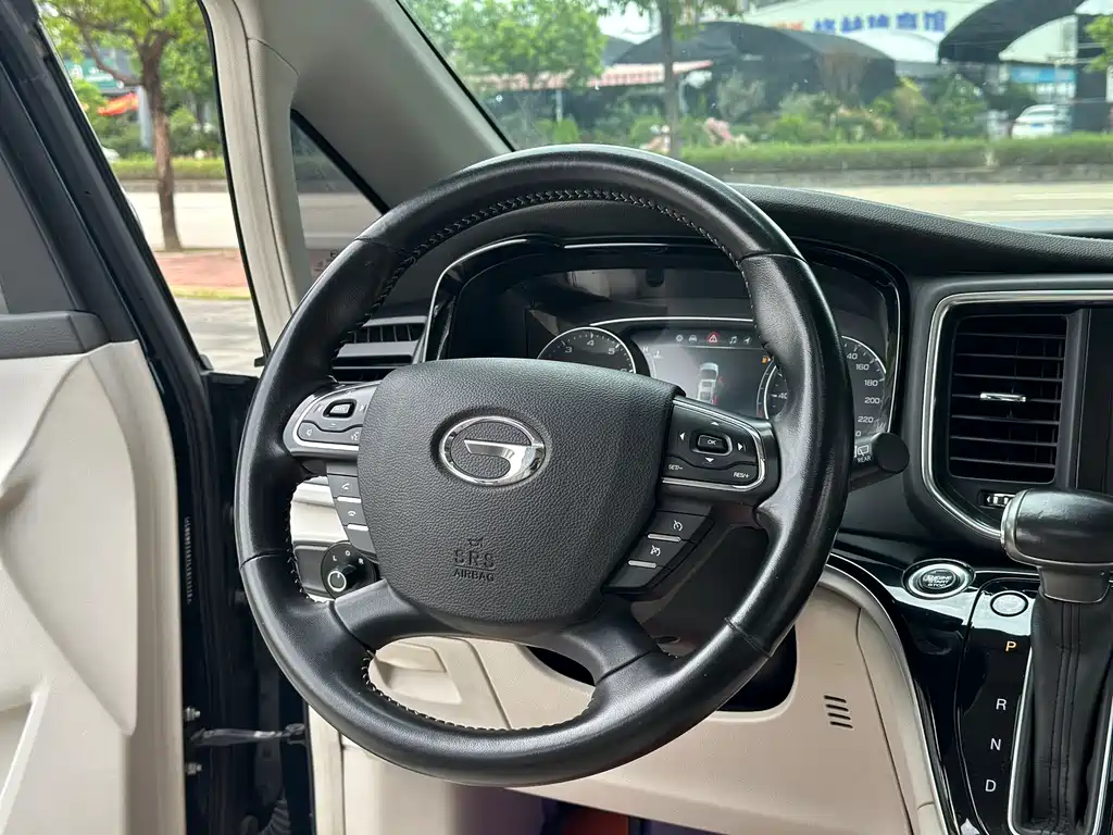 GAC Motor Trumpchi M8 — фото 6