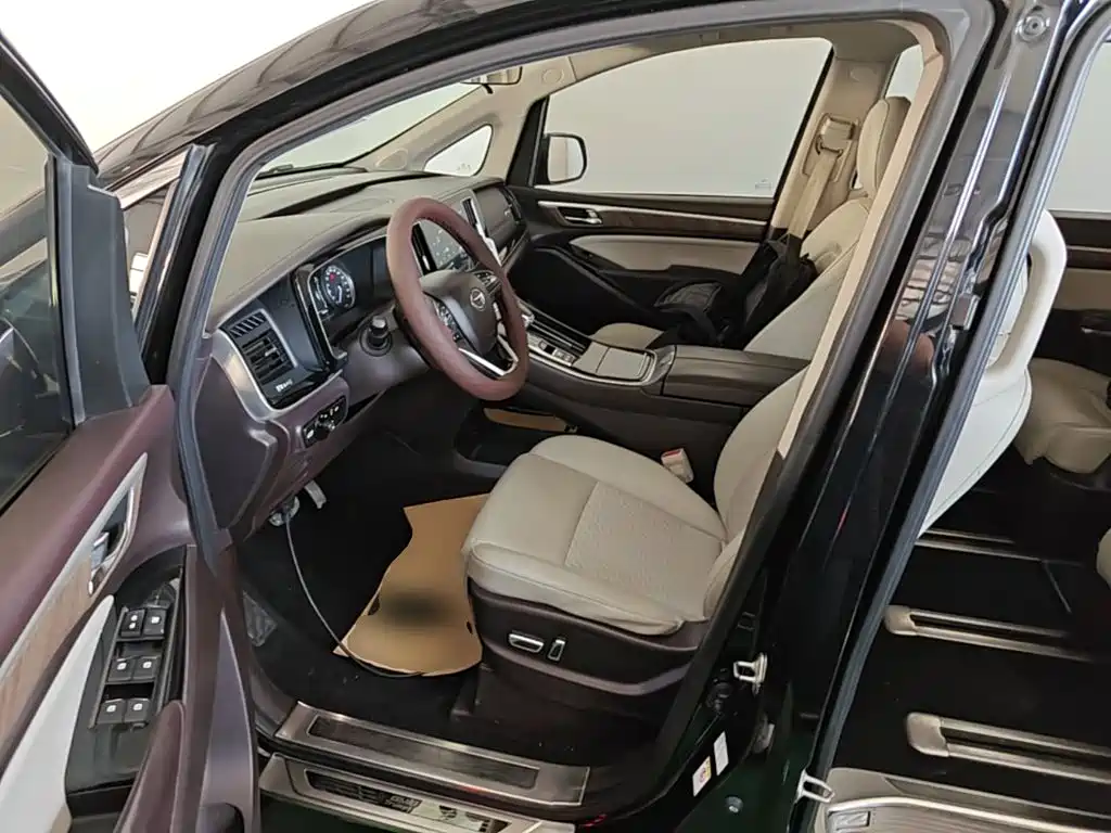 GAC Motor Trumpchi M8 — фото 15