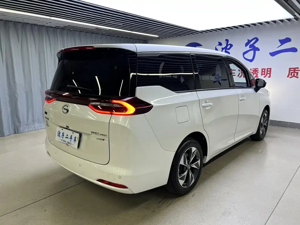GAC Motor Trumpchi M6 — фото 18