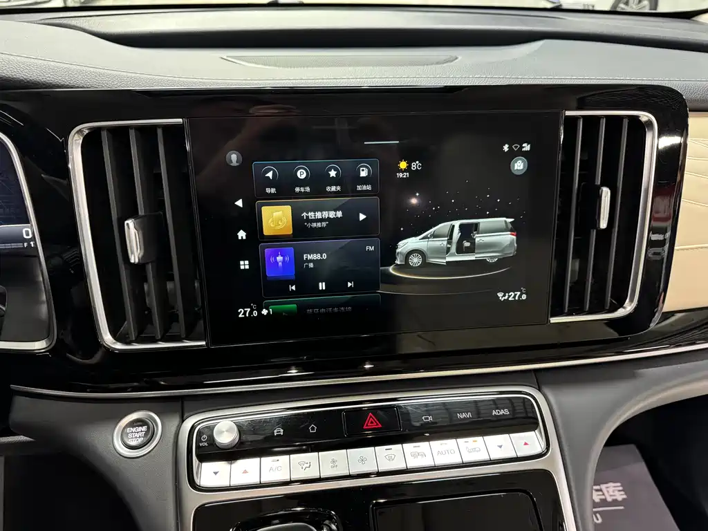 GAC Motor Trumpchi M8 — фото 19