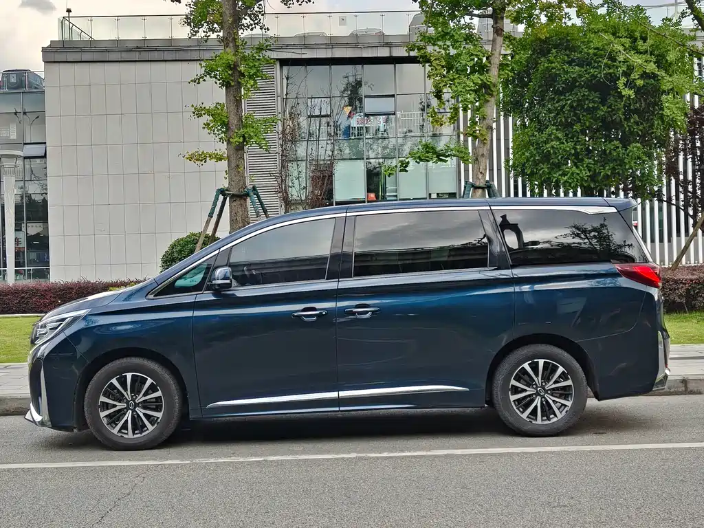 GAC Motor Trumpchi M8 — фото 3