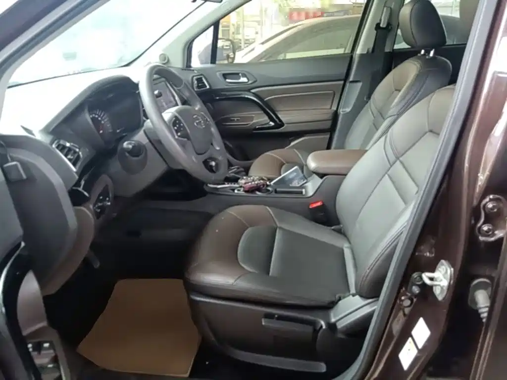 GAC Motor Trumpchi GS4 — фото 15