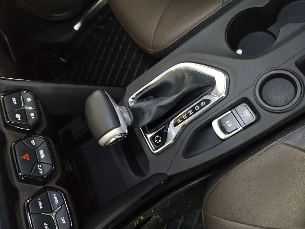 GAC Motor Trumpchi GS4 — фото 14