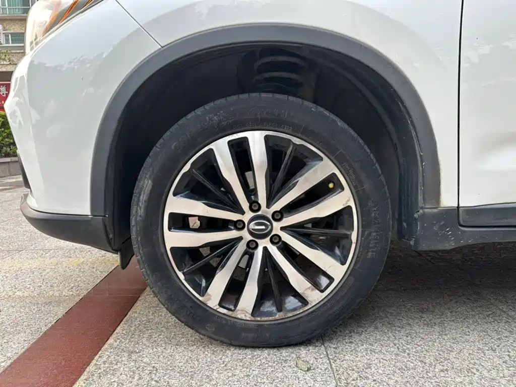 GAC Motor Trumpchi GS4 — фото 20