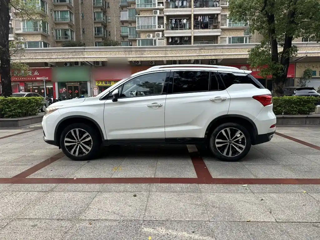 GAC Motor Trumpchi GS4 — фото 24