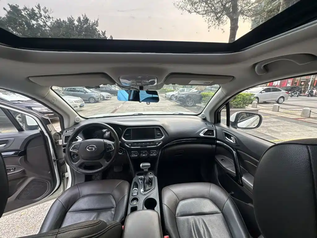 GAC Motor Trumpchi GS4 — фото 8