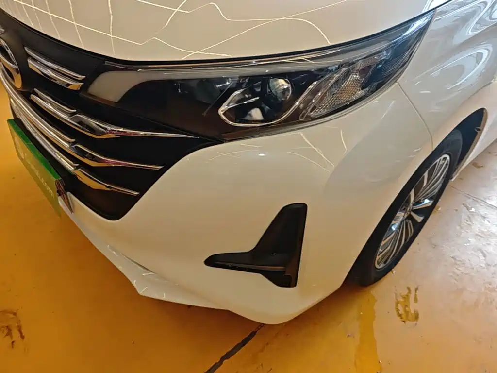 GAC Motor Trumpchi M6 — фото 18