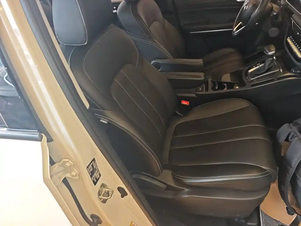 GAC Motor Trumpchi M6 — фото 19