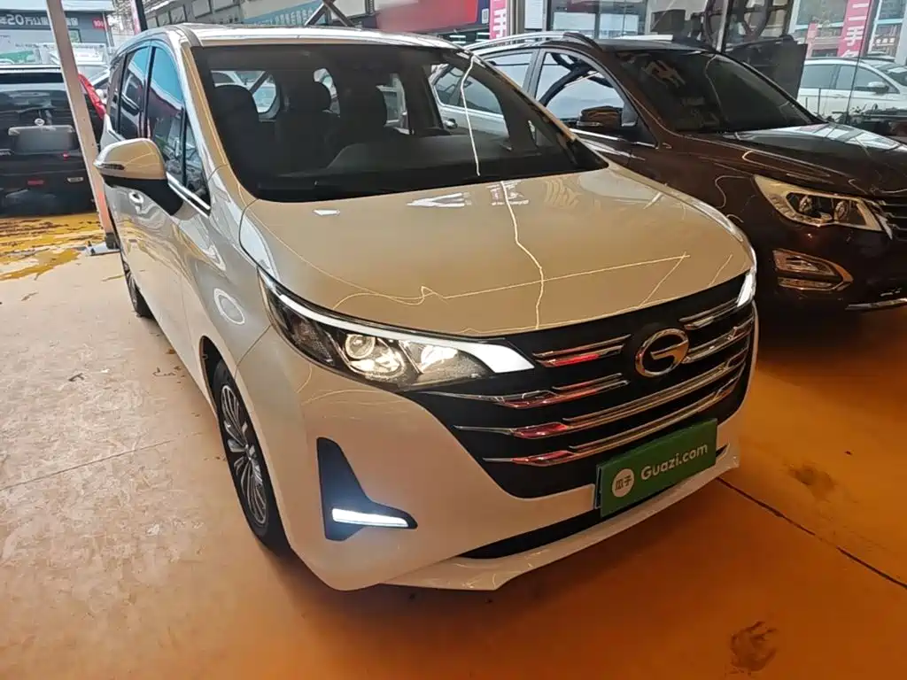 GAC Motor Trumpchi M6 — фото 22
