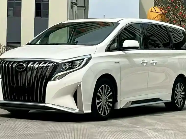 GAC Motor Trumpchi M8 — фото 2