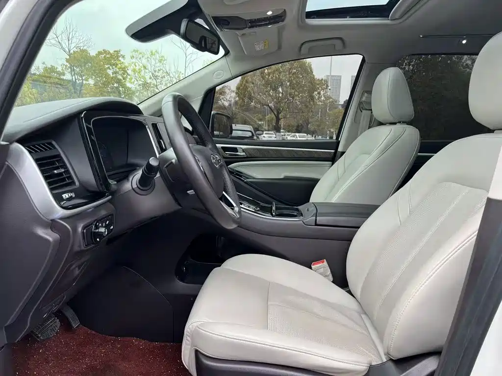 GAC Motor Trumpchi M8 — фото 11
