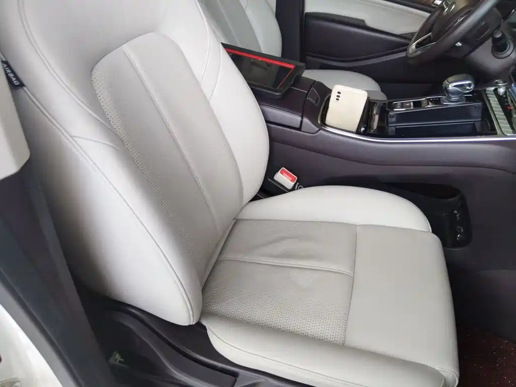 GAC Motor Trumpchi M8 — фото 22