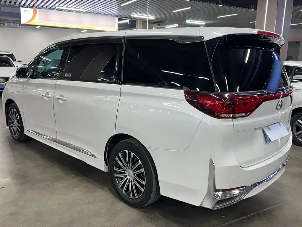 GAC Motor Trumpchi M8 — фото 10