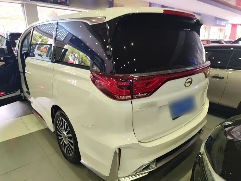 GAC Motor Trumpchi M8 — фото 23