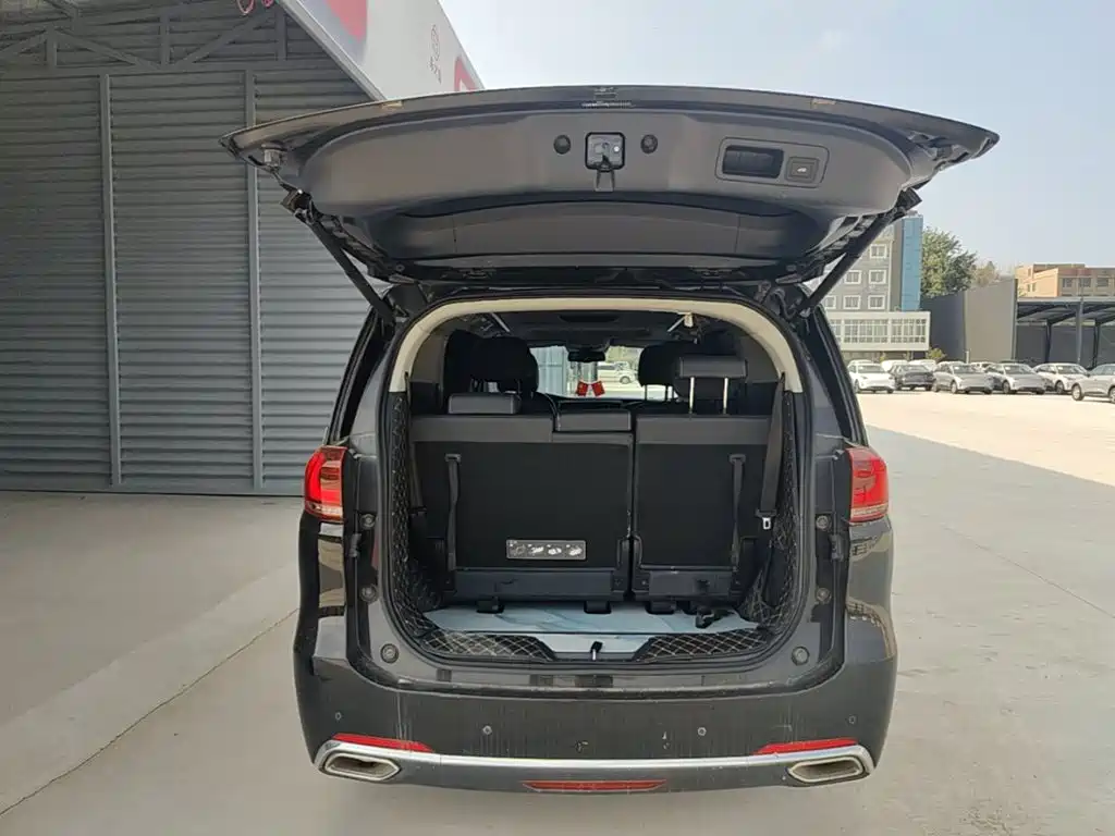 GAC Motor Trumpchi M8 — фото 19