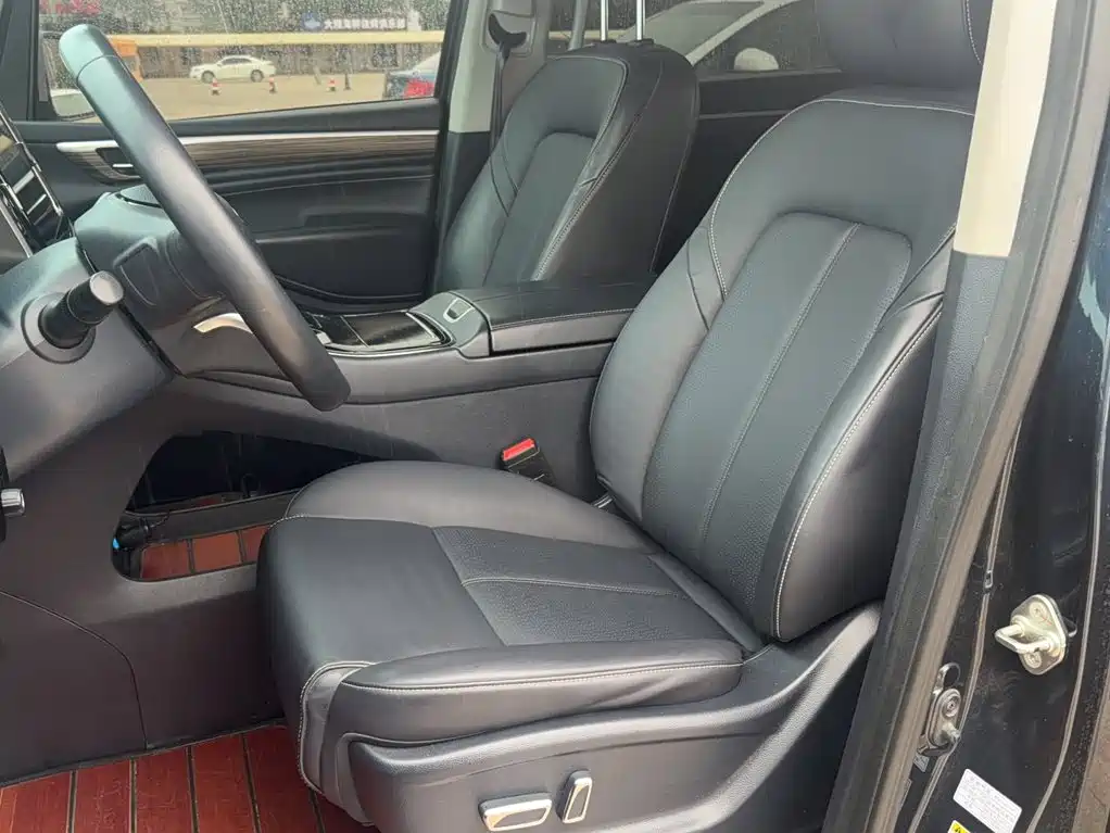 GAC Motor Trumpchi M8 — фото 11