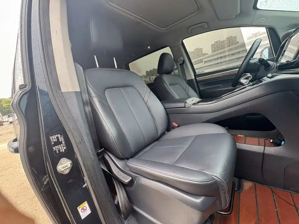 GAC Motor Trumpchi M8 — фото 3