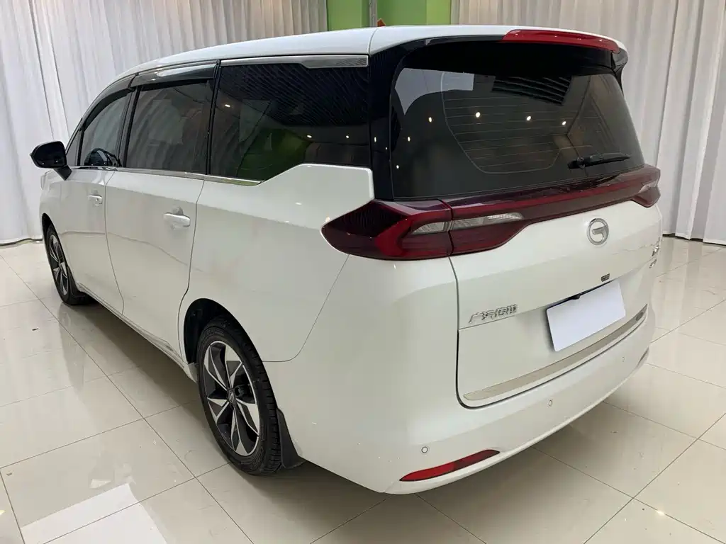GAC Motor Trumpchi M6 — фото 6