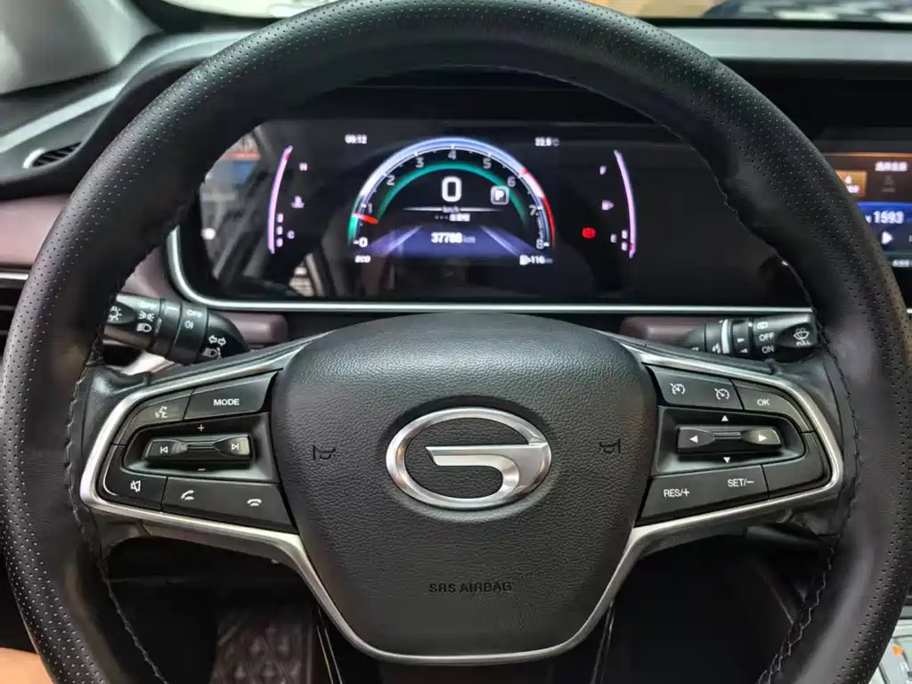 GAC Motor Trumpchi M6 — фото 8