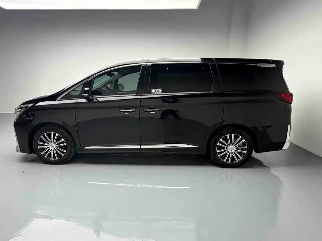 GAC Motor Trumpchi M8 — фото 4