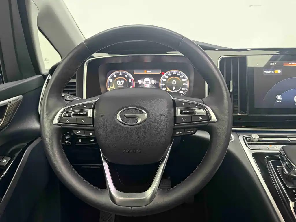 GAC Motor Trumpchi M8 — фото 9