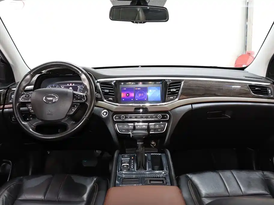 GAC Motor Trumpchi GS8 — фото 11