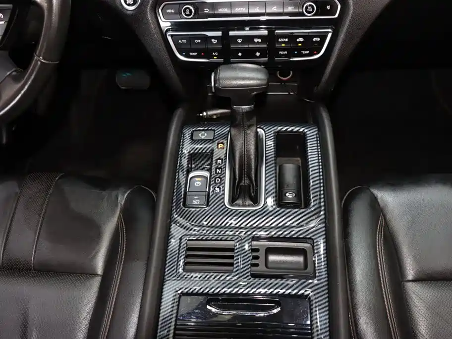 GAC Motor Trumpchi GS8 — фото 14
