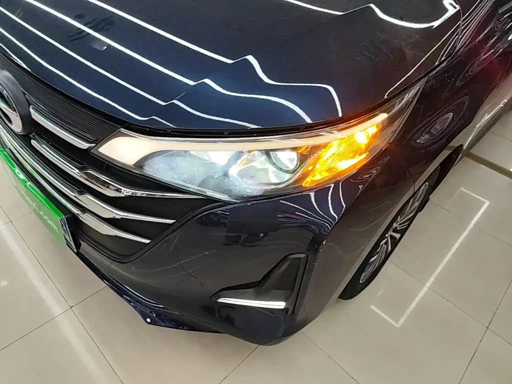 GAC Motor Trumpchi M6 — фото 24