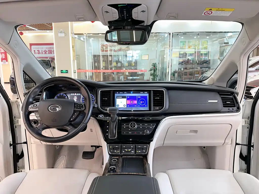 GAC Motor Trumpchi M8 — фото 15