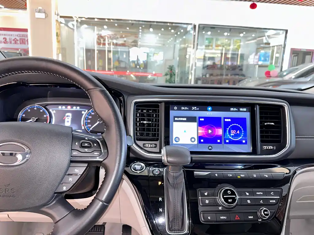 GAC Motor Trumpchi M8 — фото 10