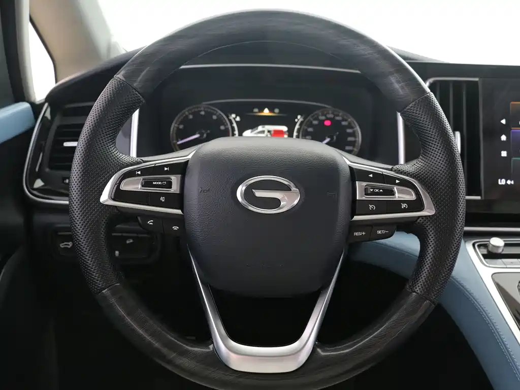 GAC Motor Trumpchi M8 — фото 13