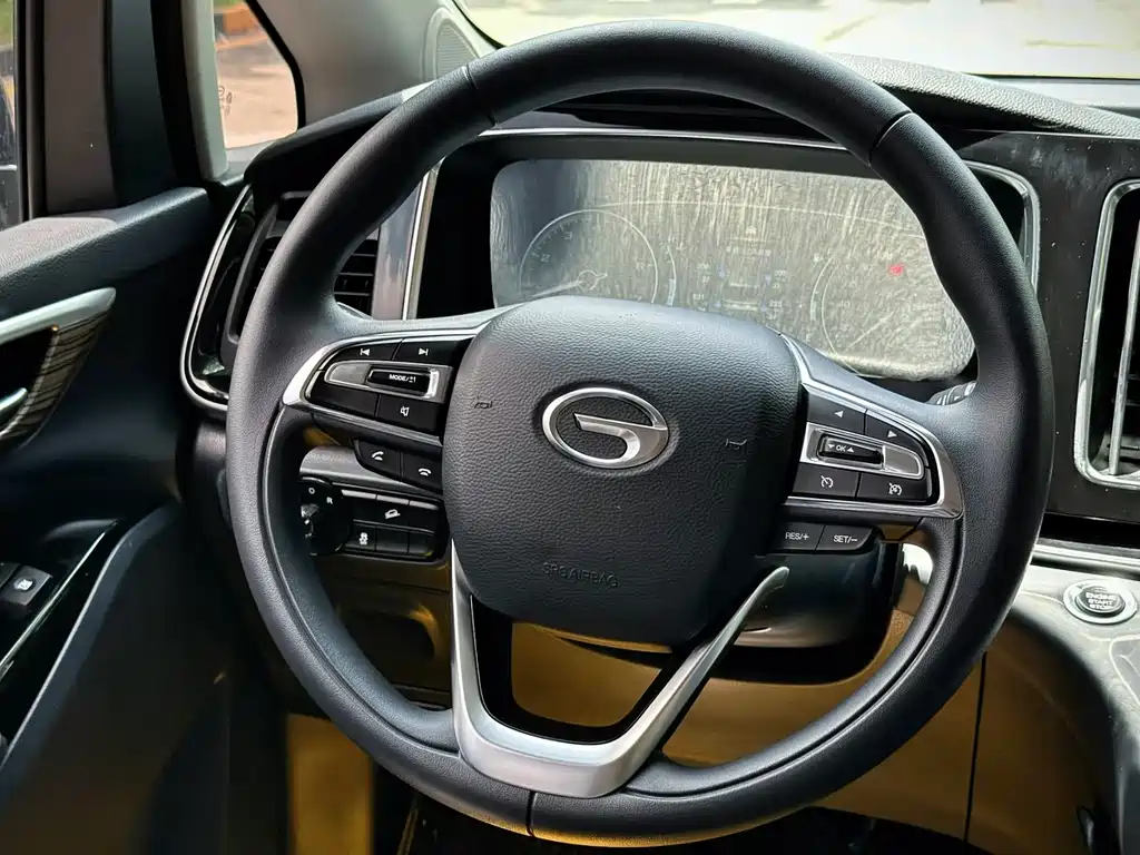 GAC Motor Trumpchi M8 — фото 14