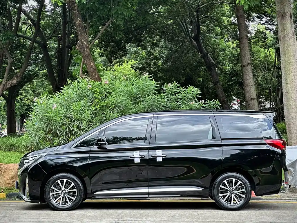 GAC Motor Trumpchi M8 — фото 6