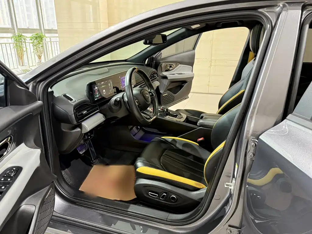 GAC Motor Shadow Leopard — фото 15