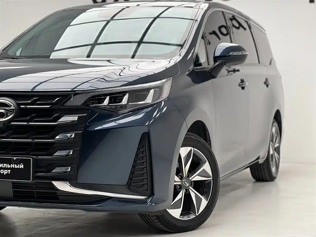 GAC Motor Trumpchi M6 — фото 9