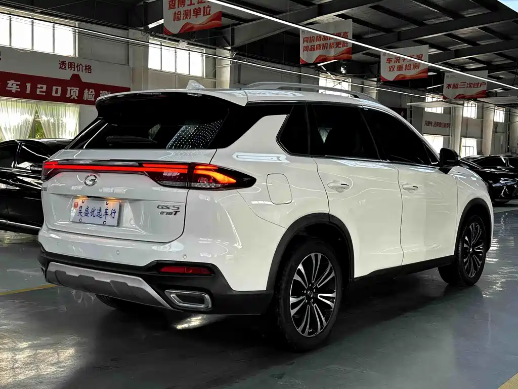 GAC Motor Trumpchi GS5 — фото 5