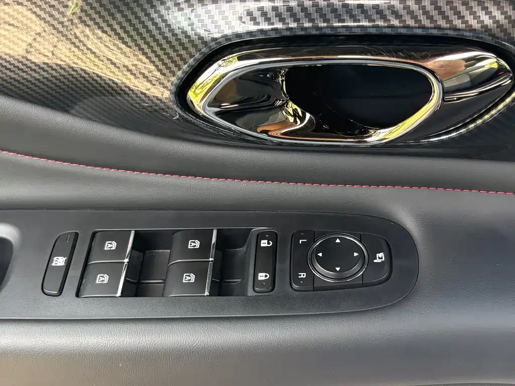 GAC Motor Shadow Leopard — фото 17