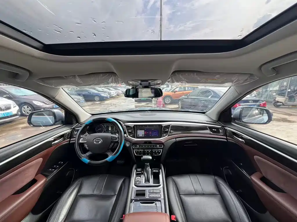GAC Motor Trumpchi GS8 — фото 5