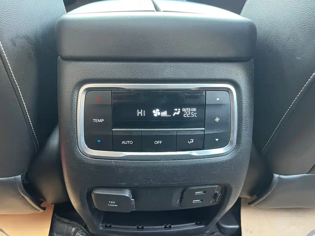 GAC Motor Trumpchi GS8 — фото 18