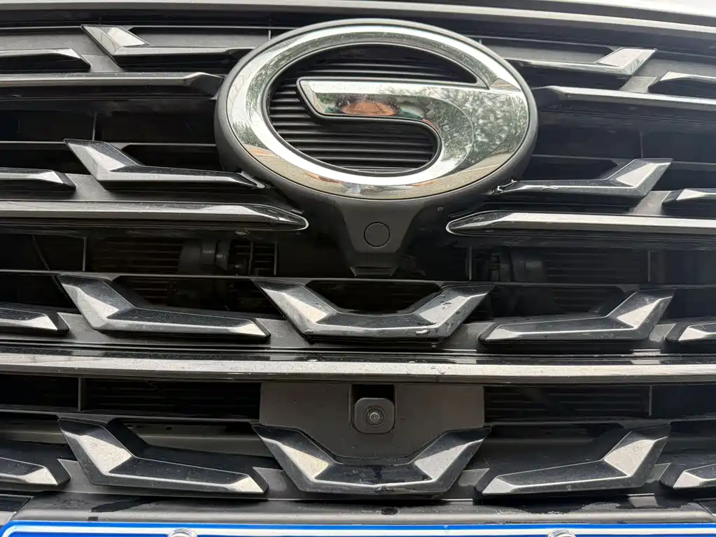 GAC Motor Trumpchi M6 — фото 19