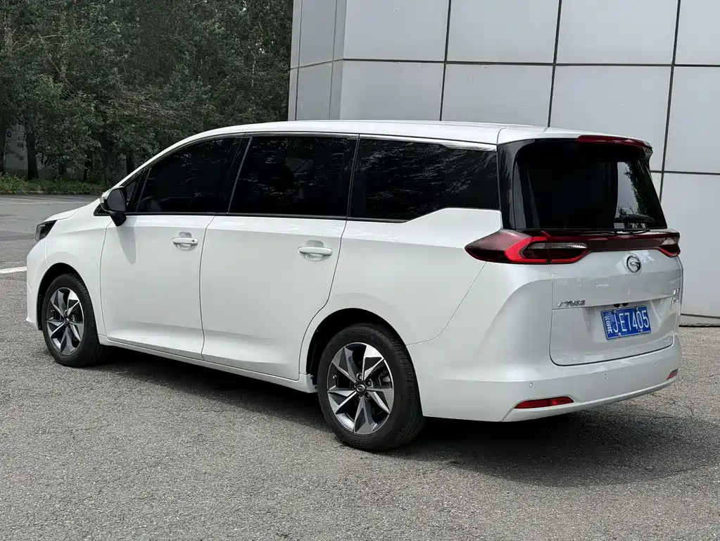 GAC Motor Trumpchi M6 — фото 22