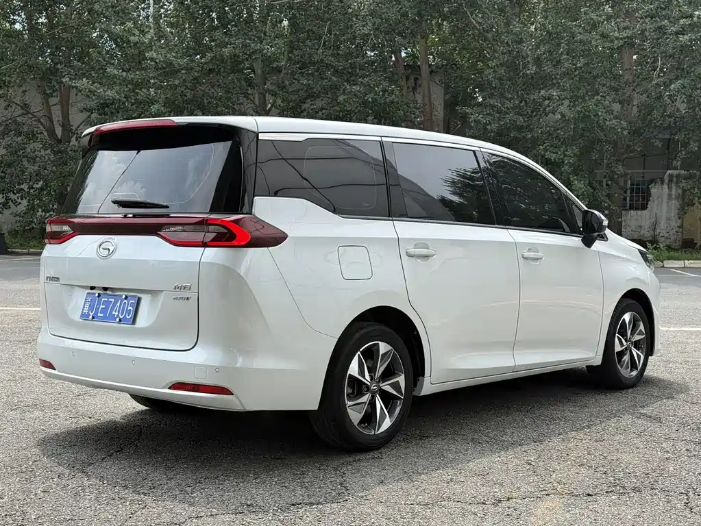 GAC Motor Trumpchi M6 — фото 24